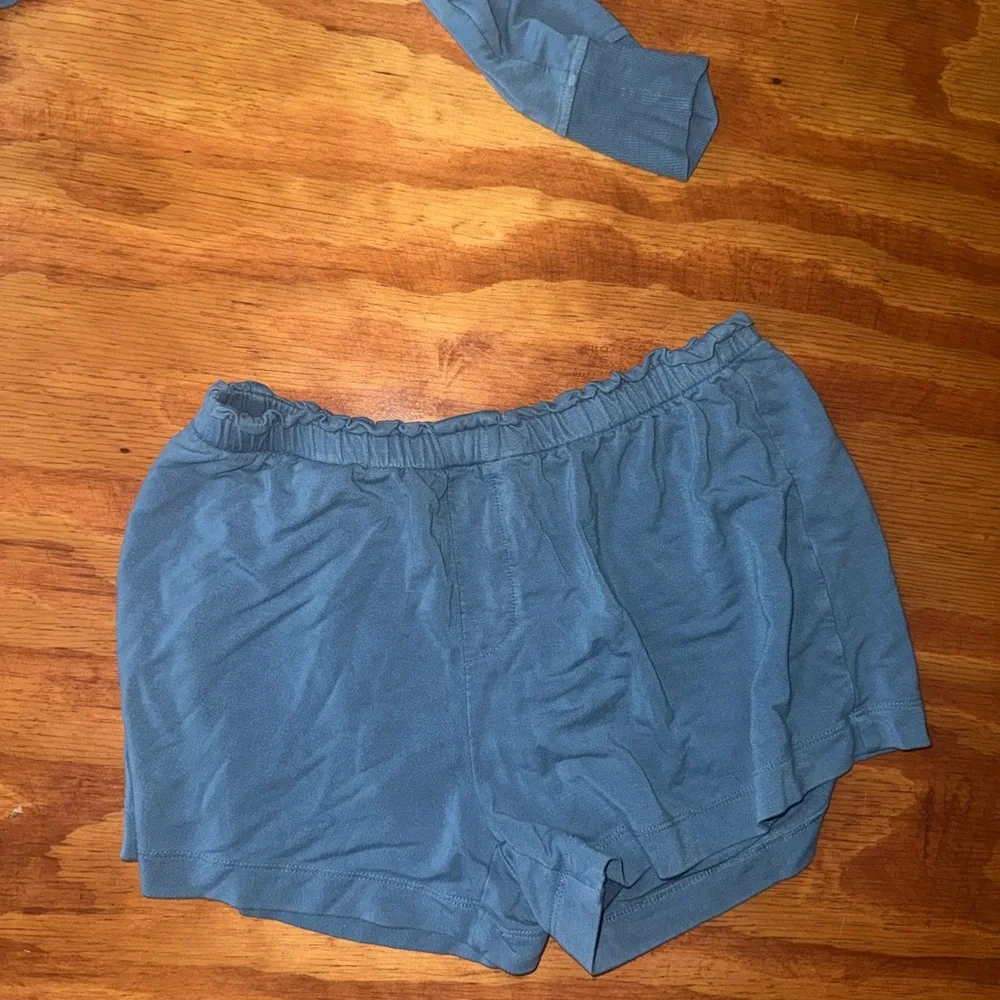 Lake Pajamas - Picture 5 of 6